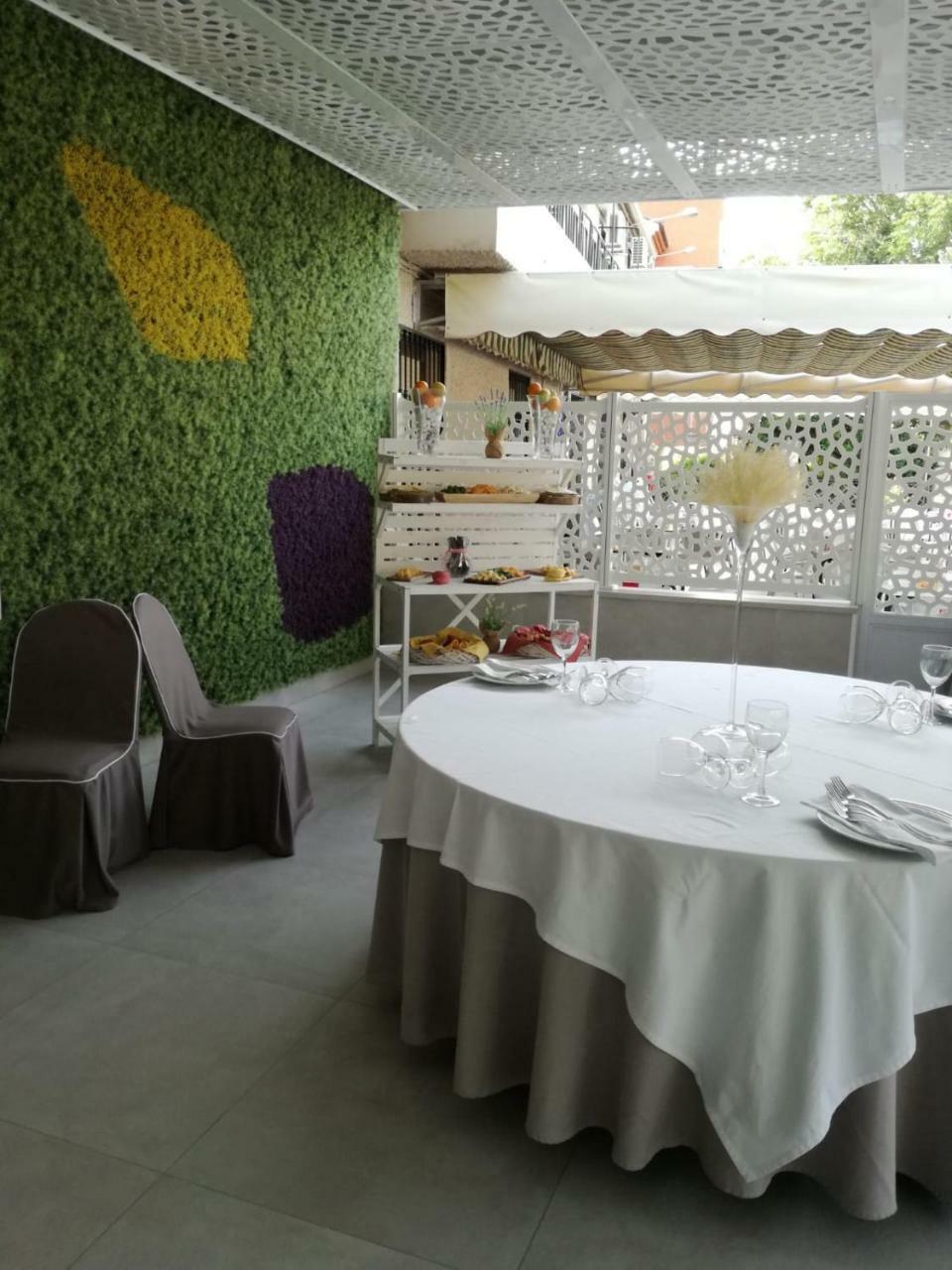 Hostal El Sevillano Rus Exteriér fotografie