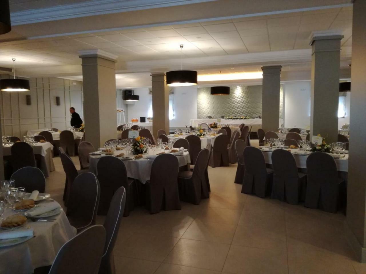 Hostal El Sevillano Rus Exteriér fotografie