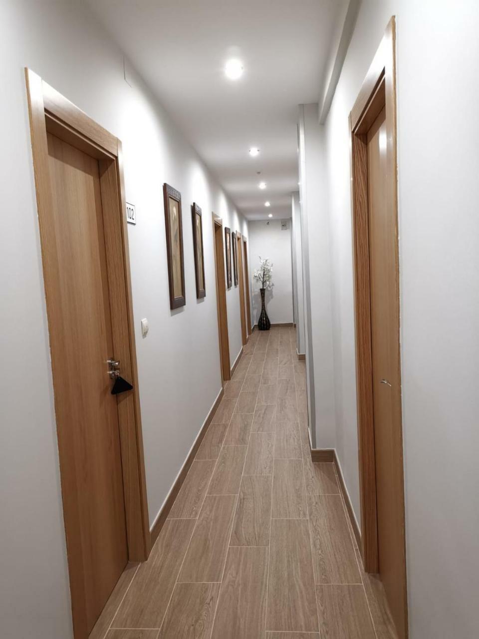 Hostal El Sevillano Rus Exteriér fotografie