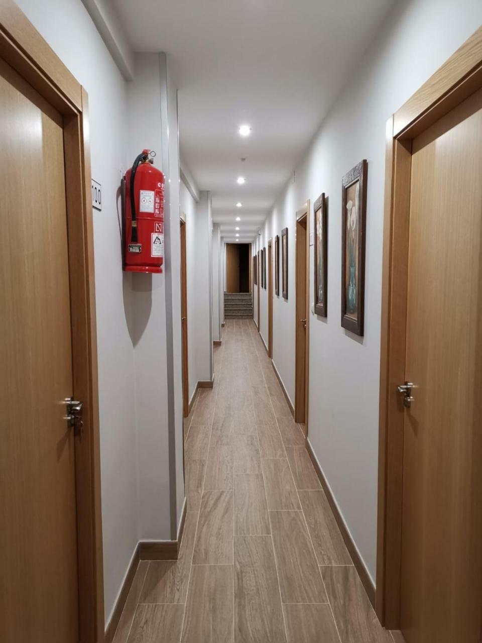 Hostal El Sevillano Rus Exteriér fotografie